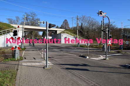Germersheim Eisenbahn - Bahnübergang Germersheim Bü km 23,908 Rudolf von Habsburg Straße