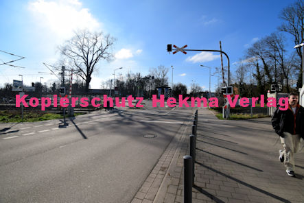 Germersheim Eisenbahn - Bahnübergang Germersheim Bü km 23,908 Rudolf von Habsburg Straße