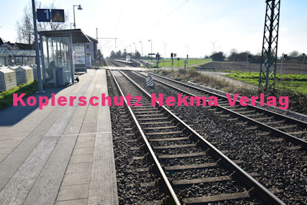 Heiligensten (Pfalz) Eisenbahn - Bahnhaltepunkt Heiligenstein - Bahnsteig