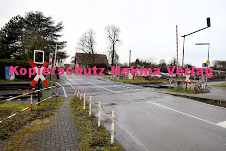Knöringen Eisenbahn - Knöringen Bahnübergang BÜ 13,6 - Bahnhofstraße