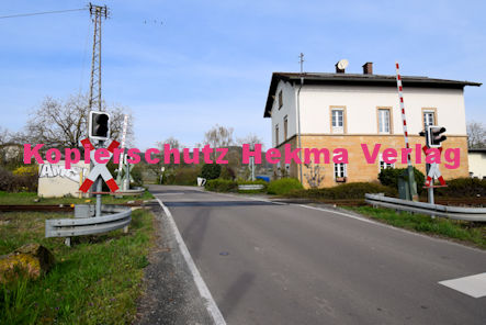 Königsbach (Pfalz) Eisenbahn - Königsbach Bahnübergang Bü 3,7 - Deidesheimer Straße