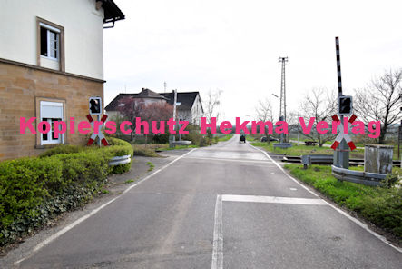 Königsbach (Pfalz) Eisenbahn - Königsbach Bahnübergang Bü 3,7 - Deidesheimer Straße