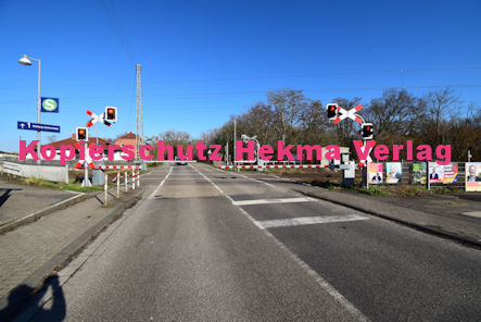 Lingenfeld Eisenbahn - Lingenfeld Bahnübergang - Bü Lingenfeld km 19,225 - Altspeyerer Straße