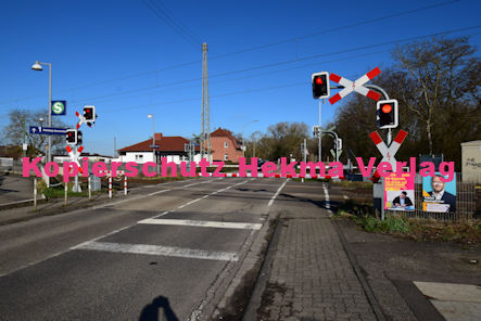 Lingenfeld Eisenbahn - Lingenfeld Bahnübergang - Bü Lingenfeld km 19,225 - Altspeyerer Straße