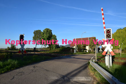 Maikammer/Kirrweiler - Eisenbahn - Bahnübergang Bü 6,0 Bordmühlweg
