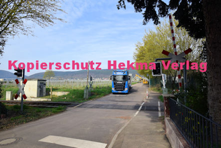 Neustadt Wstr.-Mußbach Eisenbahn - Bahnübergang Bü 1,4 - Röhrweidenweg