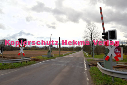 Winden (Pfalz) Eisenbahn - Winden K 12 - Bahnübergang BÜ 1,3 Steinweilerer Straße