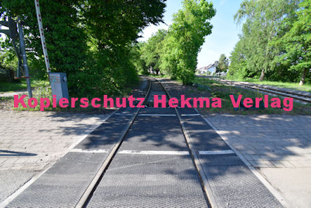 Hagenbach (Pfalz) Eisenbahn - Hagenbach - Bahnübergang 1303 Bü Hagenbach I km 54,182 - Ortsrandstraße/Feldweg/Kieswerk