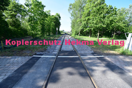 Hagenbach (Pfalz) Eisenbahn - Hagenbach - Bahnübergang 1303 Bü Hagenbach I km 54,182 - Ortsrandstraße/Feldweg/Kieswerk