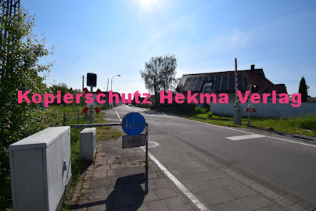 Neuburg am Rhein Eisenbahn - Neuburg Bahnübergang - Bü km 57,135 Neuburg 2 - Waldstraße