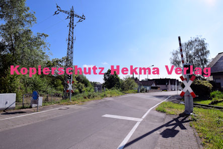 Neuburg am Rhein Eisenbahn - Neuburg Bahnübergang - Bü km 57,135 Neuburg 2 - Waldstraße