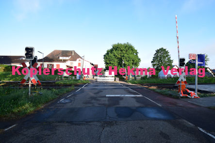 Insheim (Pfalz) - Eisenbahn - Insheim Bahnübergang 1074 km 23,839 Bü 23,8 - Bahnhofstraße - Bahnunfall Reparaturarbeiten