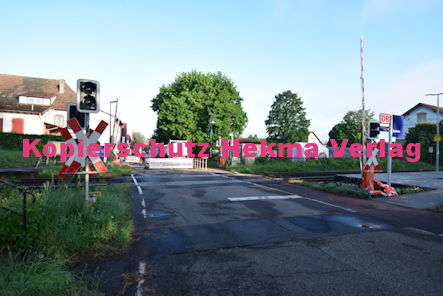 Insheim (Pfalz) - Eisenbahn - Insheim Bahnübergang 1074 km 23,839 Bü 23,8 - Bahnhofstraße - Bahnunfall Reparaturarbeiten
