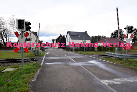 Kapsweyer (Pfalz) Eisenbahn - Kapsweyer - Bahnübergang 1120 Bü 39,8 - Bahnhofstraße