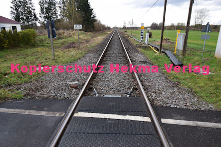 Kapsweyer (Pfalz) Eisenbahn - Kapsweyer - Bahnübergang 1120 Bü 39,8 - Bahnhofstraße