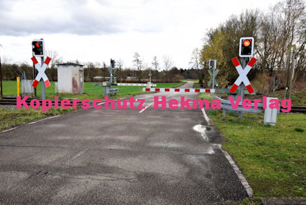 Kapsweyer (Pfalz) Eisenbahn - Kapsweyer - Bahnübergang 1120 Bü 39,8 - Bahnhofstraße
