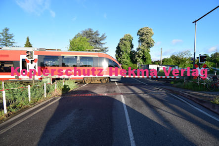 Knöringen Eisenbahn - Knöringen Bahnübergang 1032 BÜ 13,6 - Bahnhofstraße/L513
