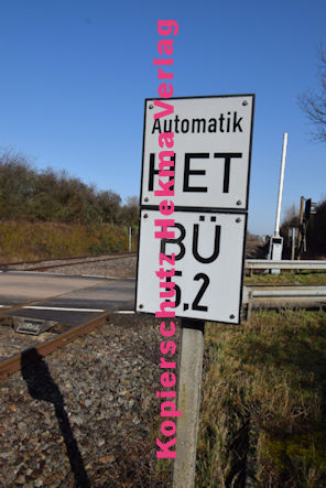 Maikammer Eisenbahn - Maikammer Bahnübergang BÜ 5,2 - Feldweg