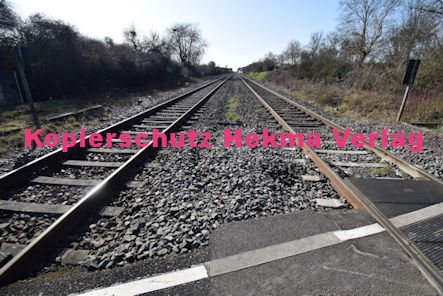 Maikammer Eisenbahn - Maikammer Bahnübergang BÜ 5,2 - Feldweg
