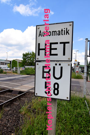 Maikammer/Kirrweiler - Eisenbahn - Bahnübergang Bü 5,8 - Hauptstraße