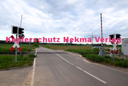 Minderslachen-Winden - Eisenbahn - Minderslachen-Winden Bahnübergang Bü 4,458 - Feldweg