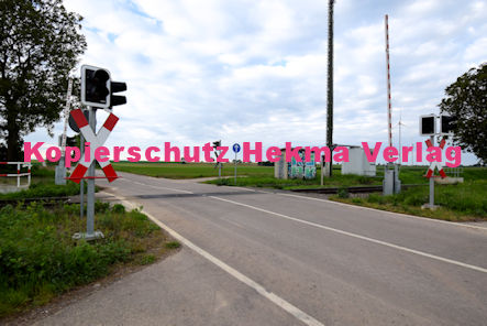 Minderslachen-Winden - Eisenbahn - Minderslachen-Winden Bahnübergang Bü 4,458 - Feldweg