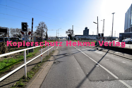 Neustadt Wstr. Eisenbahn - Neustadt Bahnübergang - Speyerdorfer Straße