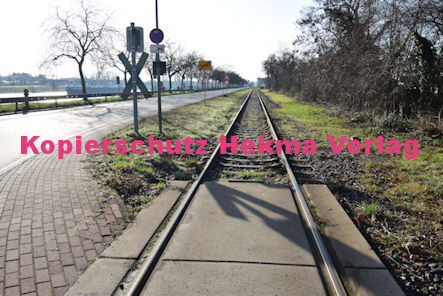 Speyer Eisenbahn - Bahnübergang Speyer - Heinkelstraße