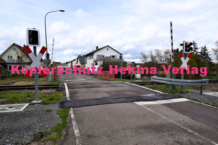 Steinfeld (Pfalz) Eisenbahn - Steinfeld - Bahnübergang 1117 - Waldstraße/Gänsegasse