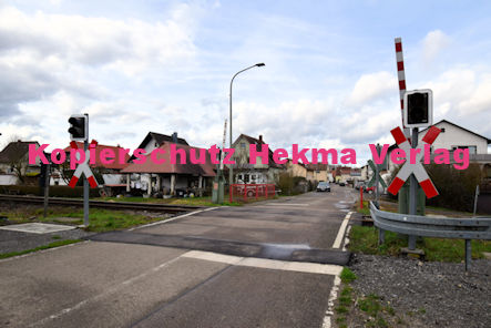 Steinfeld (Pfalz) Eisenbahn - Steinfeld - Bahnübergang 1117 - Waldstraße/Gänsegasse