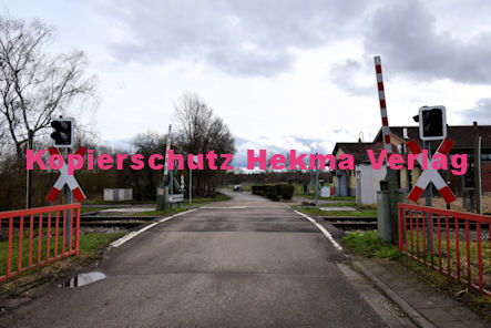 Steinfeld (Pfalz) Eisenbahn - Steinfeld - Bahnübergang 1117 - Waldstraße/Gänsegasse