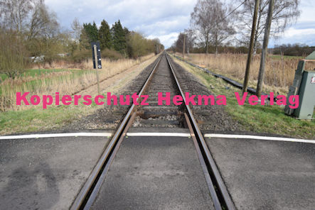 Steinfeld (Pfalz) Eisenbahn - Steinfeld - Bahnübergang Wengelspfad