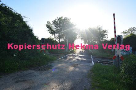 Maikammer Eisenbahn - Maikammer Bahnübergang BÜ 5,2 - Feldweg