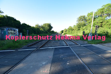 Maikammer Eisenbahn - Maikammer Bahnübergang BÜ 5,2 - Feldweg