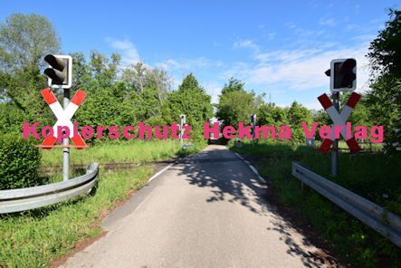 Neuburg am Rhein Eisenbahn - Neuburg Bahnübergang - Bü 56,7 - Mittelgrundweg