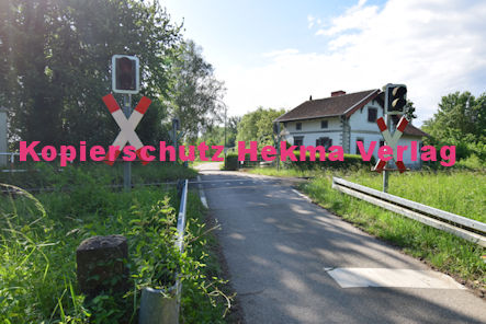 Neuburg am Rhein Eisenbahn - Neuburg Bahnübergang - Bü 56,7 - Mittelgrundweg