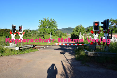 Neustadt Wstr. Eisenbahn - Neustadt Bahnübergang - Bü 3,9 - Feldweg