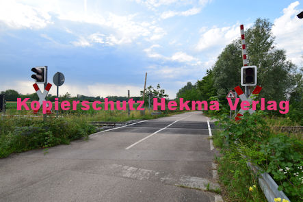 Berg (Pfalz) Eisenbahn - Berg Bahnübergang - Bü 60,4 - Ziegelackerweg