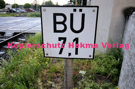 Kandel (Pfalz) - Eisenbahn - Kandel Bahnübergang 1210 Bü 7,1 - Bahnhofstraße