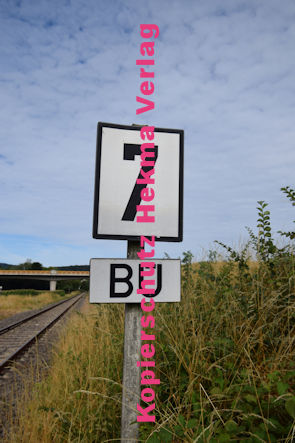 Kapellen-Drusweiler (Pfalz) Bad Bergzabern - Eisenbahn - Bahnübergang 1343 BÜ 7 - Feldweg vor der Brücke