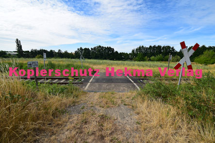 Kapellen-Drusweiler (Pfalz) Bad Bergzabern - Eisenbahn - Bahnübergang 1343 BÜ 7 - Feldweg vor der Brücke