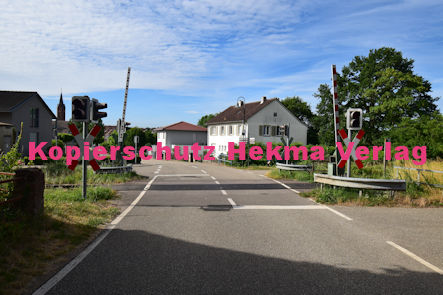 Kapellen-Drusweiler (Pfalz) Eisenbahn - Bahnübergang BÜ 7,9 - Raiffeisenstraße
