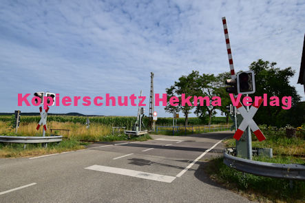 Kapellen-Drusweiler (Pfalz) Eisenbahn - Bahnübergang BÜ 7,9 - Raiffeisenstraße