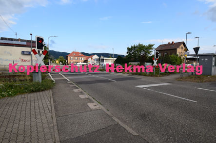 Maikammer/Kirrweiler - Eisenbahn - Kirrweiler Bahnübergang Bü km 5,8 - Hauptstraße
