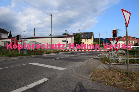 Maikammer/Kirrweiler - Eisenbahn - Kirrweiler Bahnübergang Bü km 5,8 - Hauptstraße
