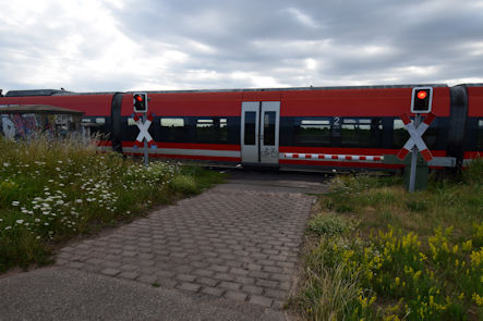 Maikammer/Kirrweiler - Eisenbahn - Bahnübergang Bü km 6,4 - Feldweg