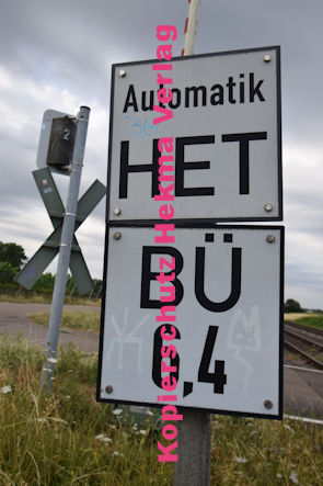 Maikammer Eisenbahn - Maikammer Bahnübergang BÜ km 6,4 - Feldweg