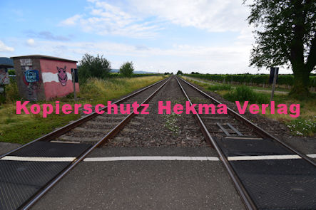Maikammer Eisenbahn - Maikammer Bahnübergang BÜ 1017 km 6,9 - Edenkobener Weg