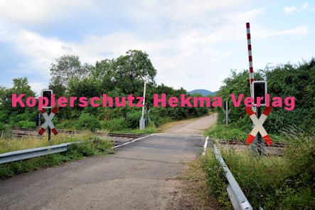 Maikammer Eisenbahn - Maikammer Bahnübergang BÜ km 5,2 - Feldweg