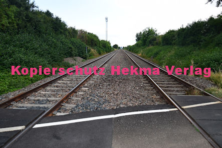 Maikammer Eisenbahn - Maikammer Bahnübergang BÜ km 5,2 - Feldweg